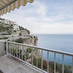 La Terrazza Holiday home *